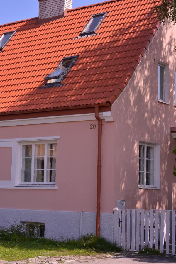 Sirbi House *